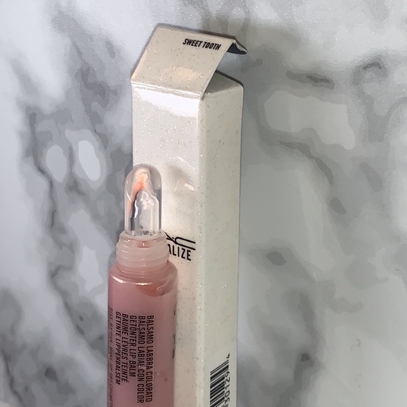NIB SWEET TOOTH MINERALIZED TINTED LIP BALM MAC (Baking Beauties) - Picture 7 of 13